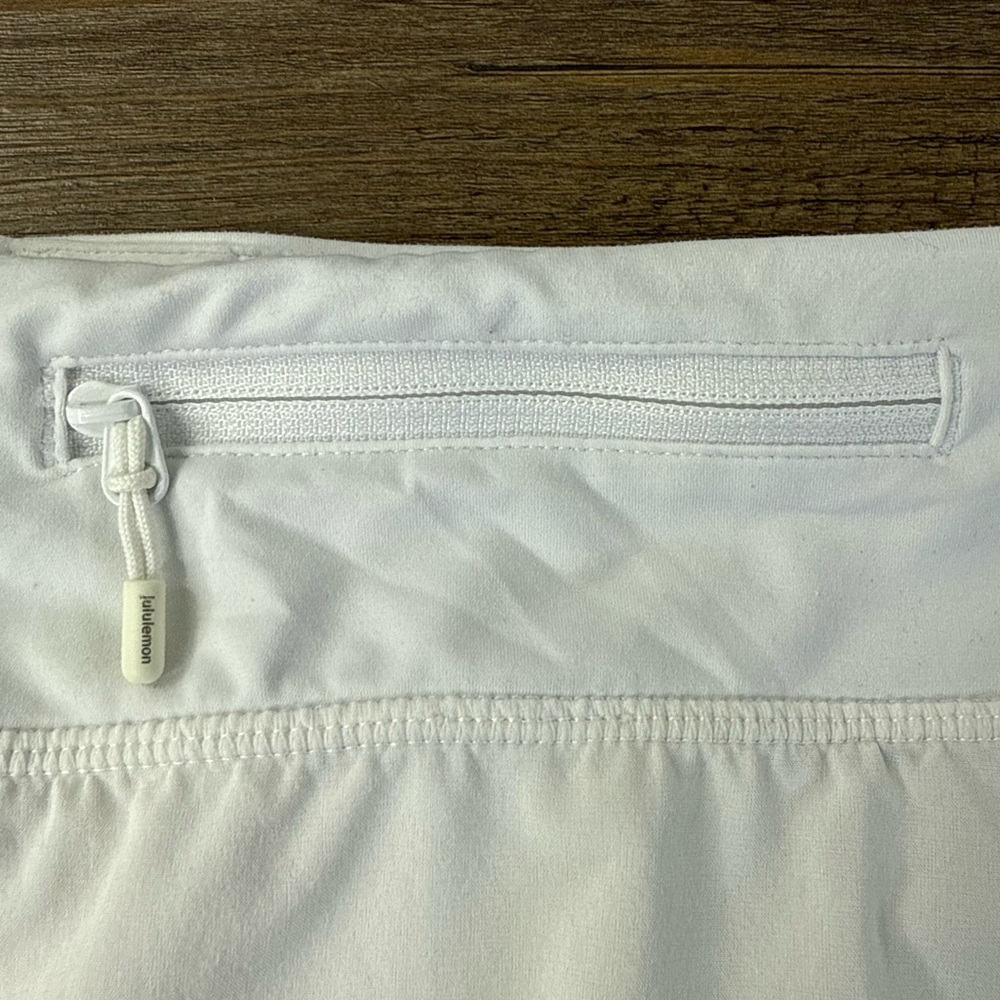 Lululemon Women’s Run: Speed Skirt, White, size 8 - Picture 11 of 12